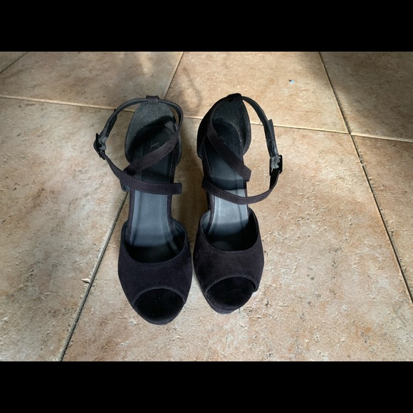 Black Platform Wedges size 7 - Picture 2 of 7